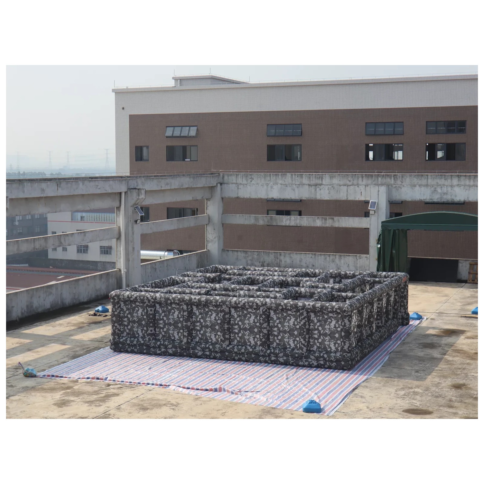 Large Gray Camouflage Open Inf - Kids Outdoor Party Venue ulasan dan harga